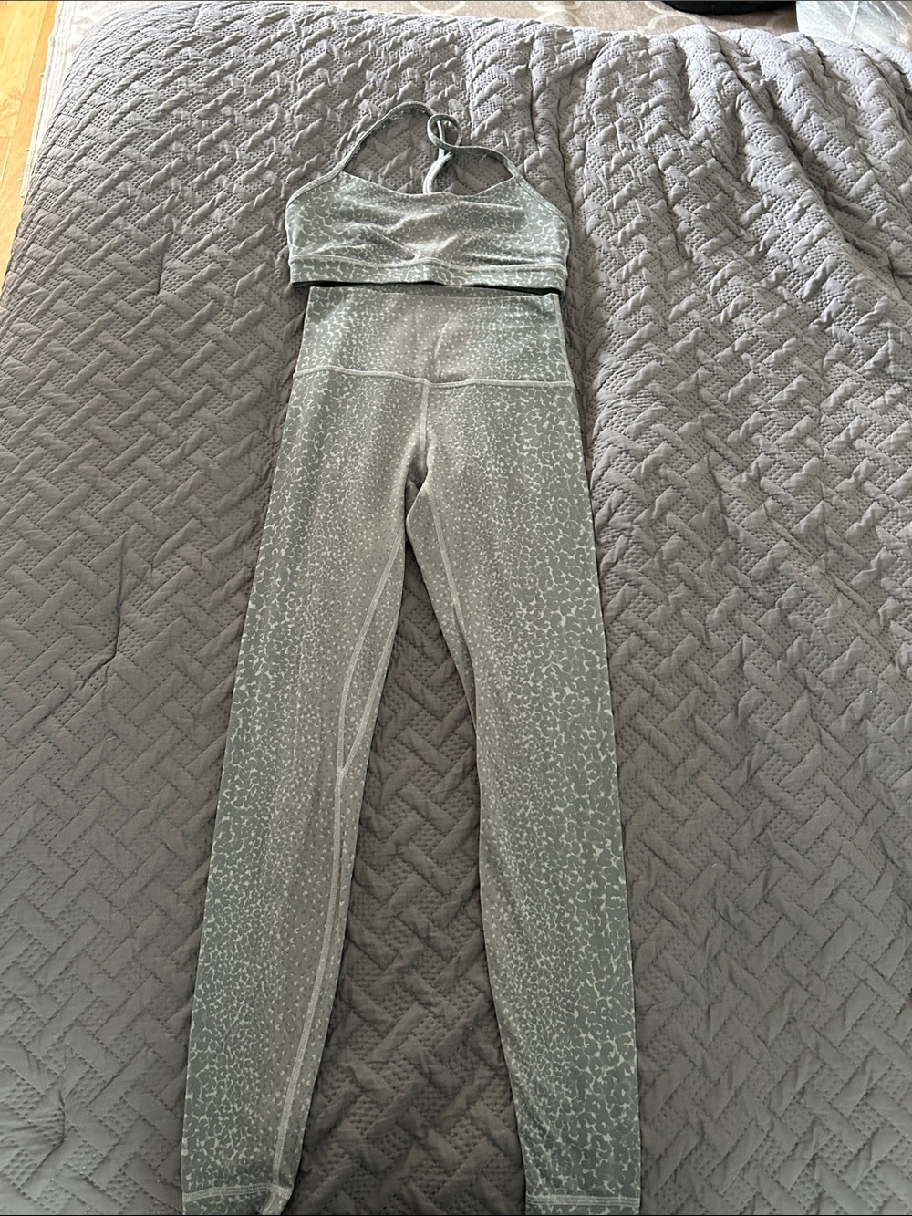 lululemon athletica gray Speckled High-Waist Leggings & Strappy Sports Bra
